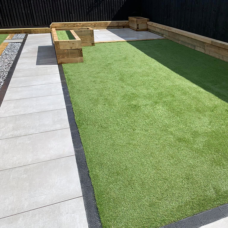 Black Sawn Granite 200x100 50MM Cobble Setts