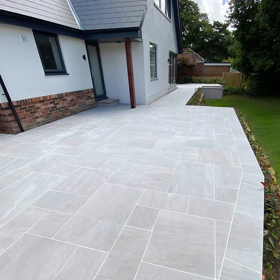 Kandla Grey Natural Porcelain Mixed Size Paving Slabs
