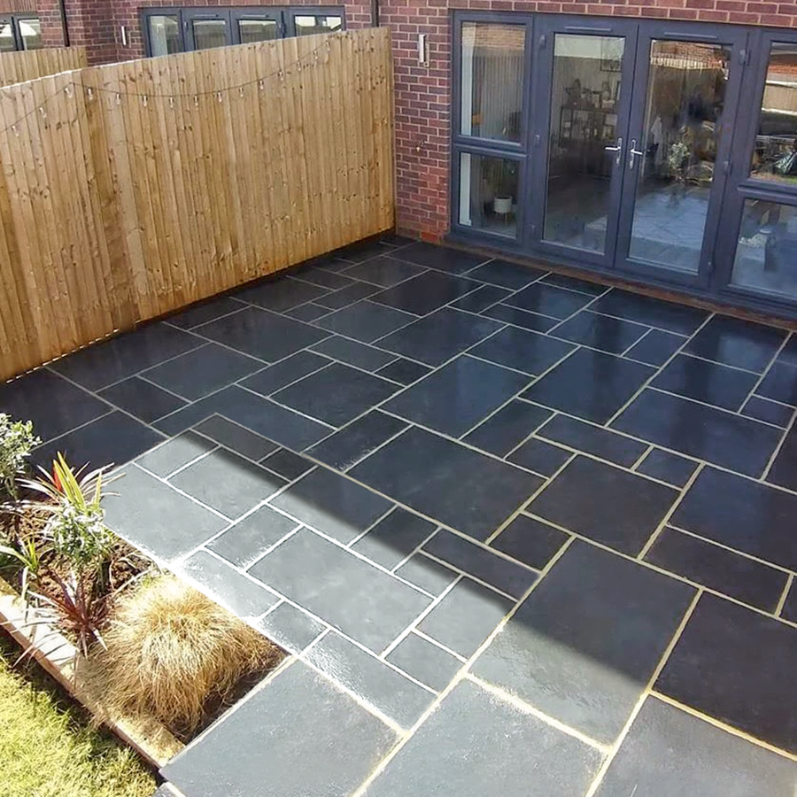 Black Limestone Paving Slabs Mixed Size