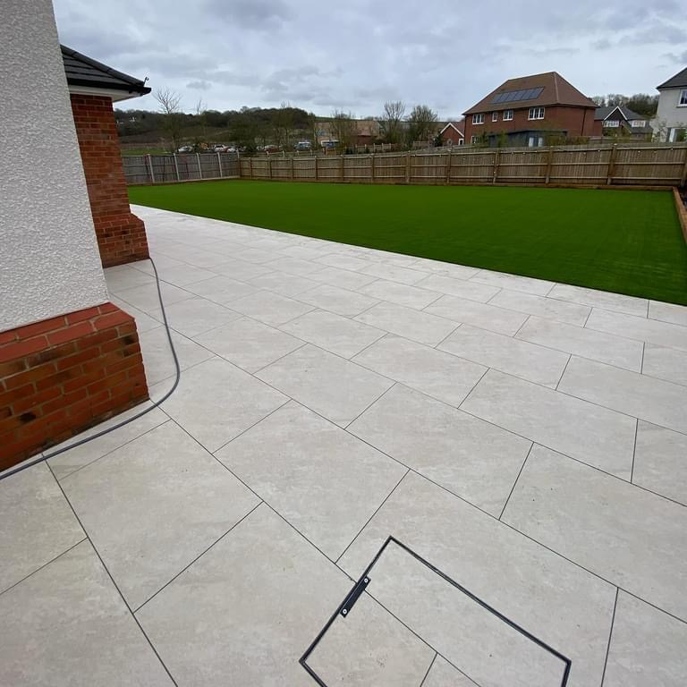 Quartz White Porcelain 900x600 16MM Paving Slabs