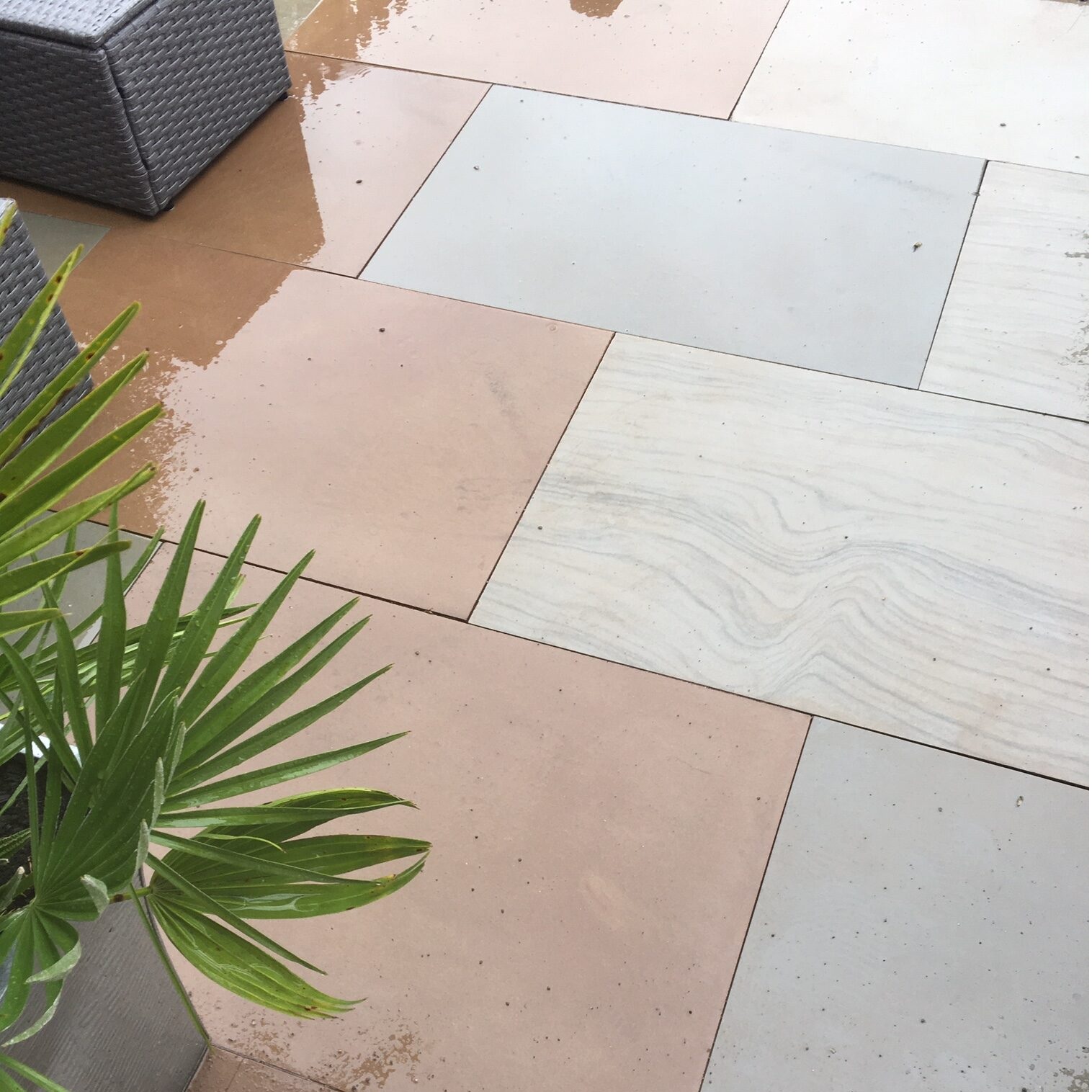 Raj Green Smooth Sandstone Paving Slabs 900x600.