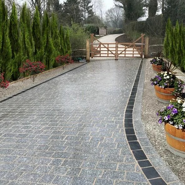 Silver Grey Sawn Granite 200x100 50mm Cobble Setts