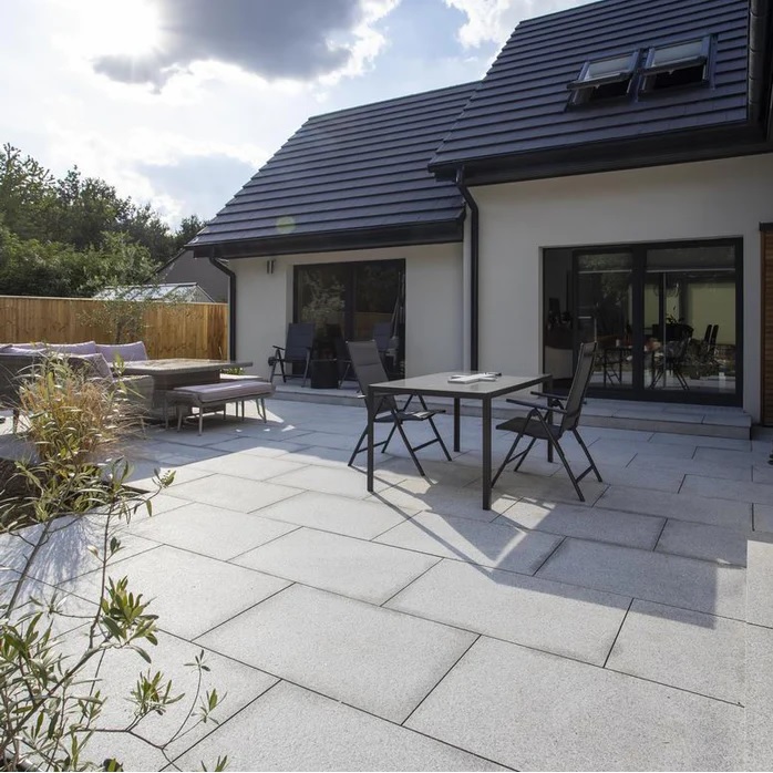 Silver Grey Granite Paving Slabs 900x600