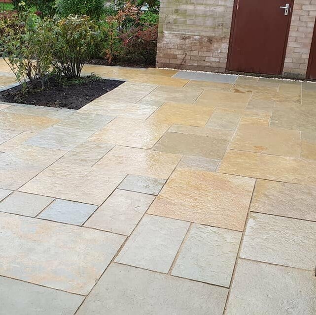 Yellow Limestone Mixed Size Brush Tumbled Paving Slabs